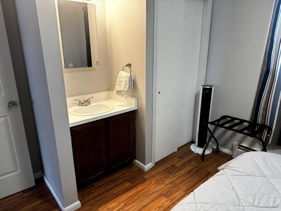 Cozy Condo In Winter Park - On Blue Bus Route - Walk To Downtown, Restaurants, Grocery エクステリア 写真